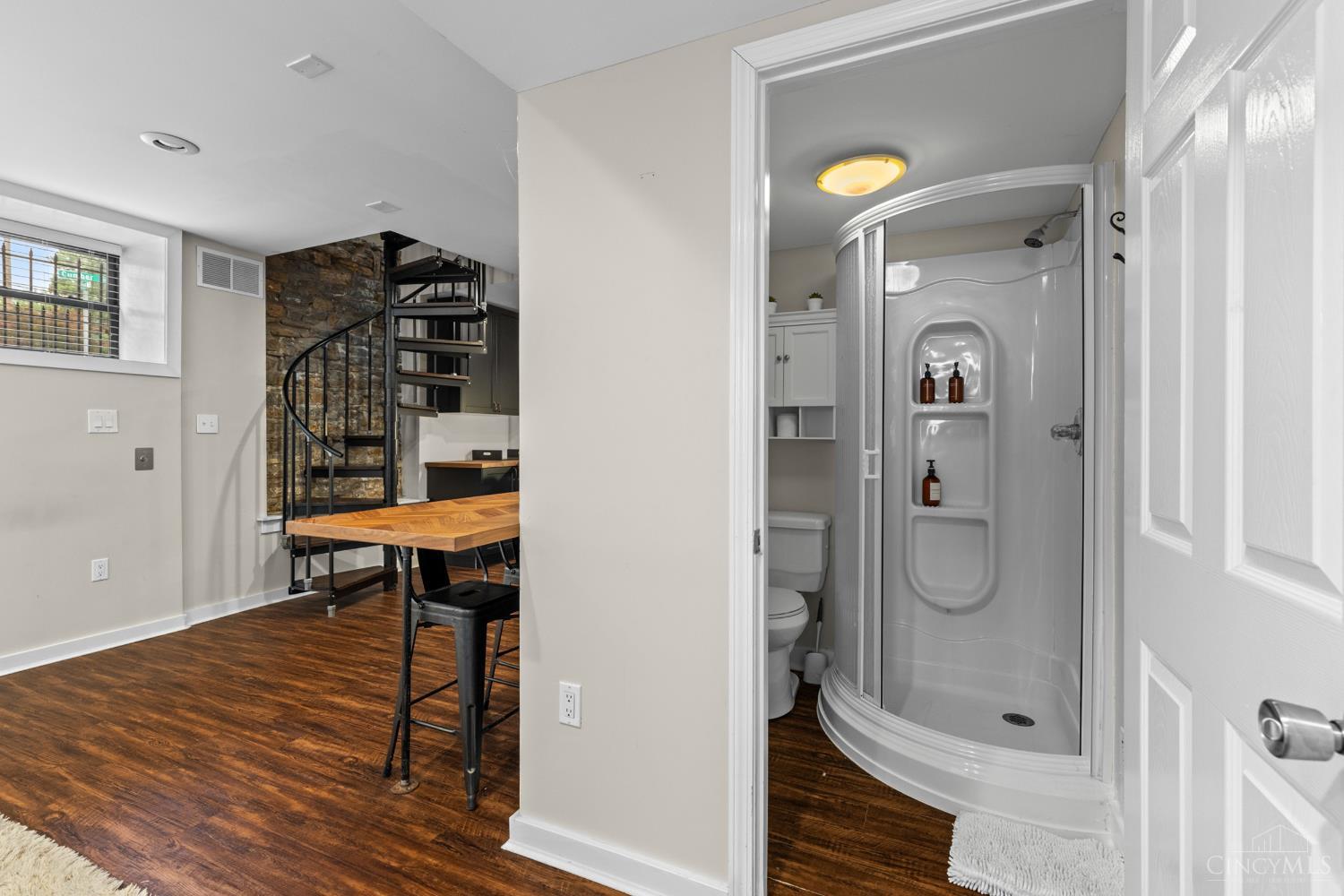 435 Milton Street, Cincinnati, OH, 45202 — photo 35
