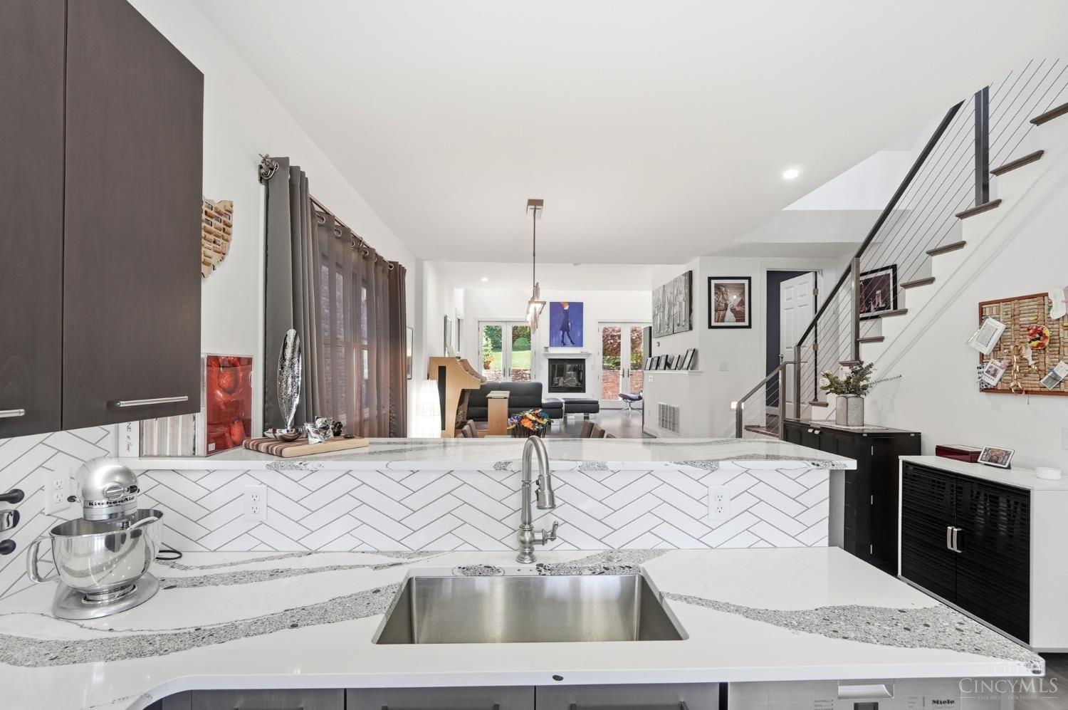 336 Boal Street, Cincinnati, OH, 45202 — photo 12