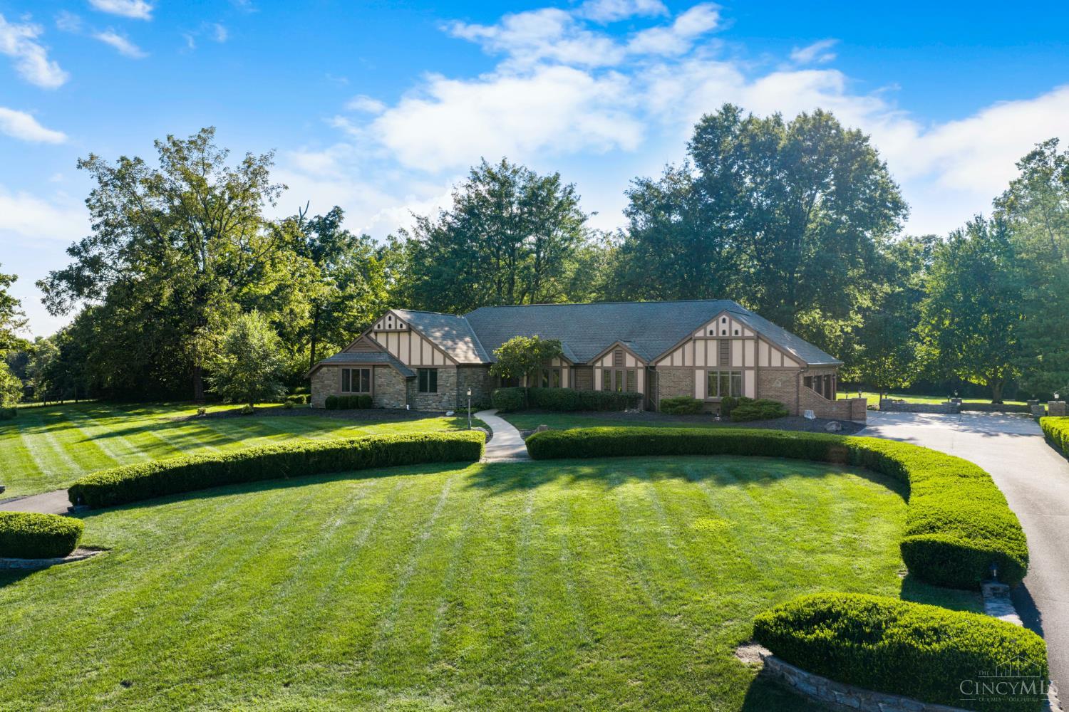 Photo 3 of Sale Pending at 3185 Rockyhill Dr, Ross Twp, OH 45013 | MLS# 1893181 | Listing updated on 2026-09-13