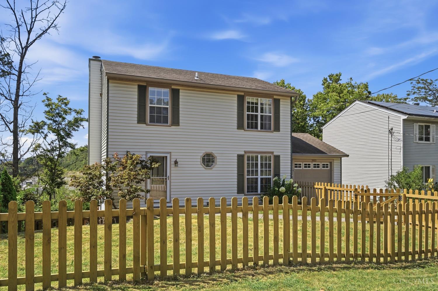 2823 Keystone Drive, Cincinnati, OH, 45230 — photo 2