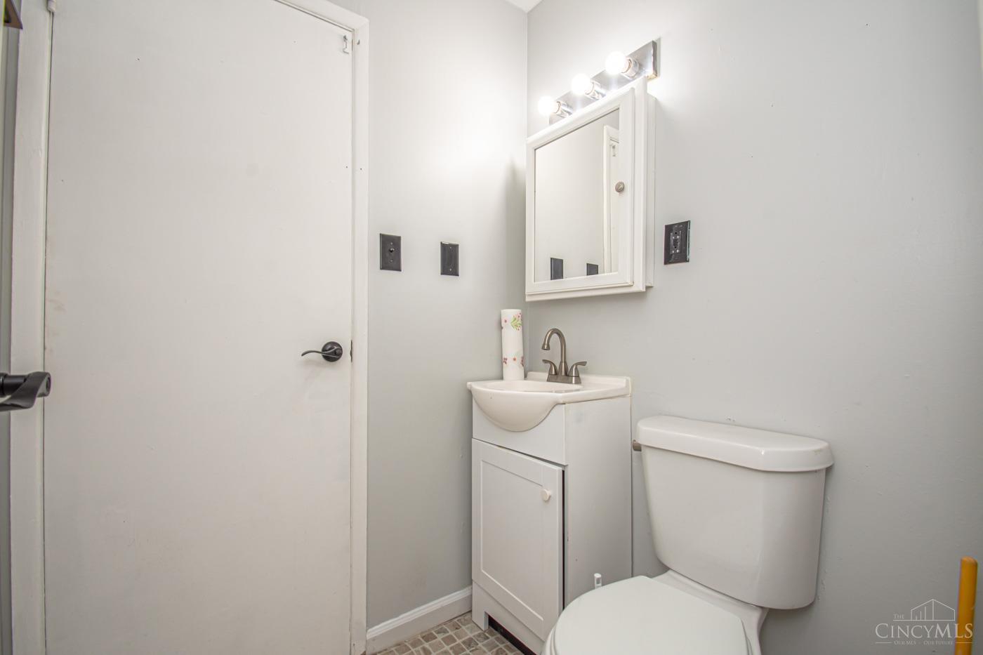 1482 Cobblestone Street, Riverside, OH, 45432 — photo 12