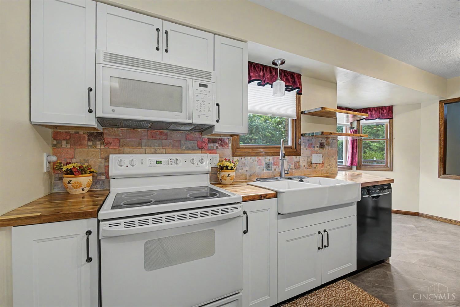 8295 Beckett Station Drive, West Chester, OH, 45069 — photo 14