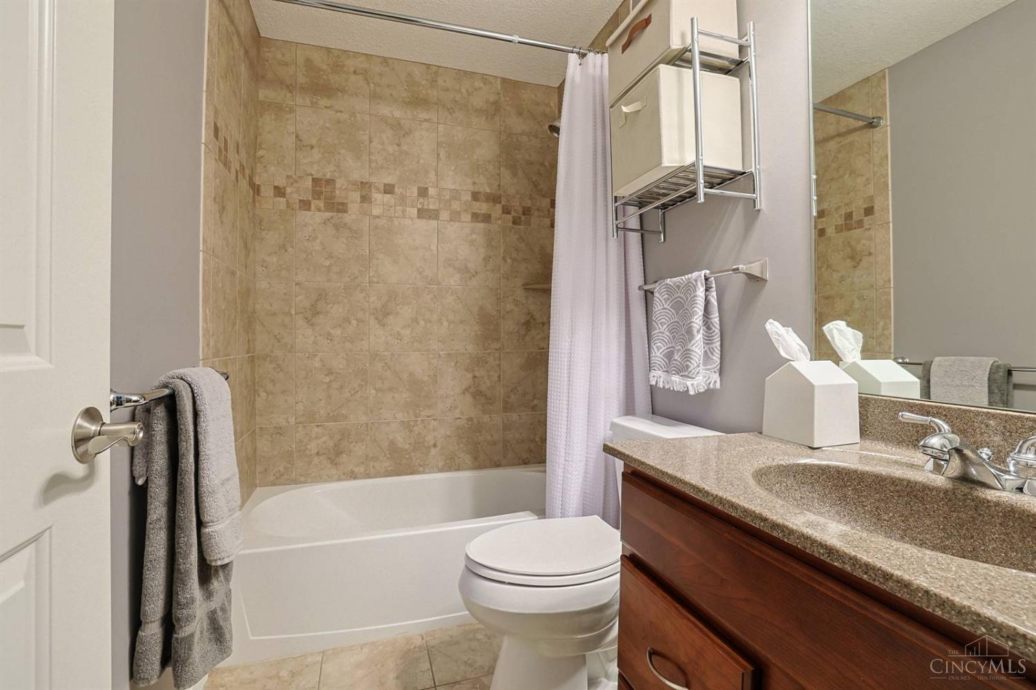 960 Volterra Lane, Cincinnati, OH, 45206 — photo 28