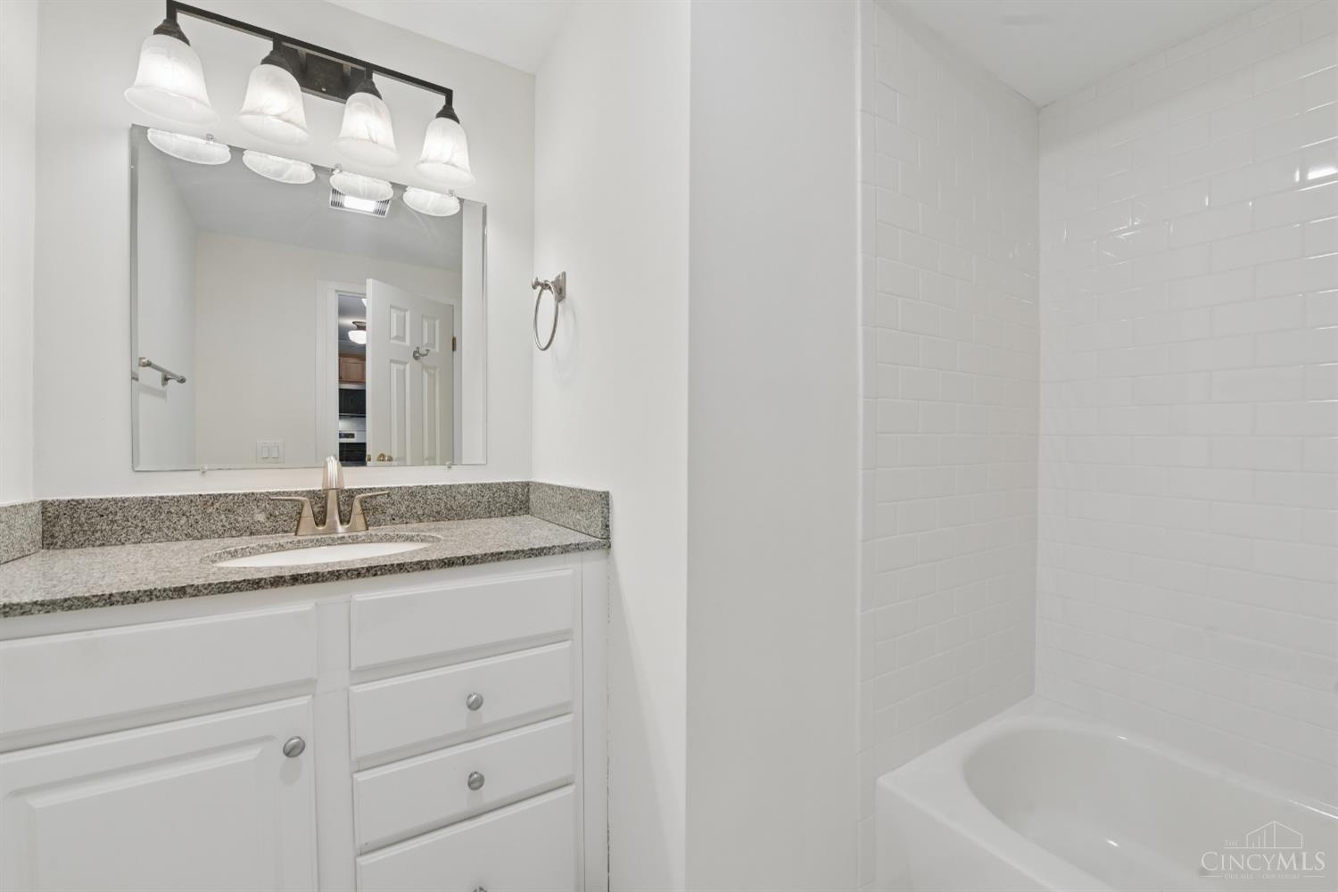 2200 Victory Parkway #806, Cincinnati, OH, 45206 — photo 13