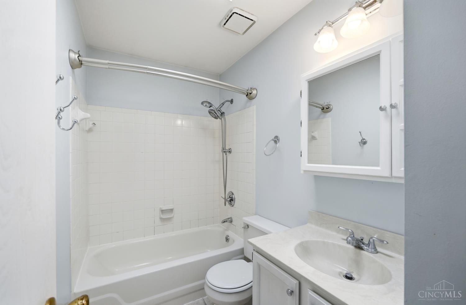 2823 Keystone Drive, Cincinnati, OH, 45230 — photo 39