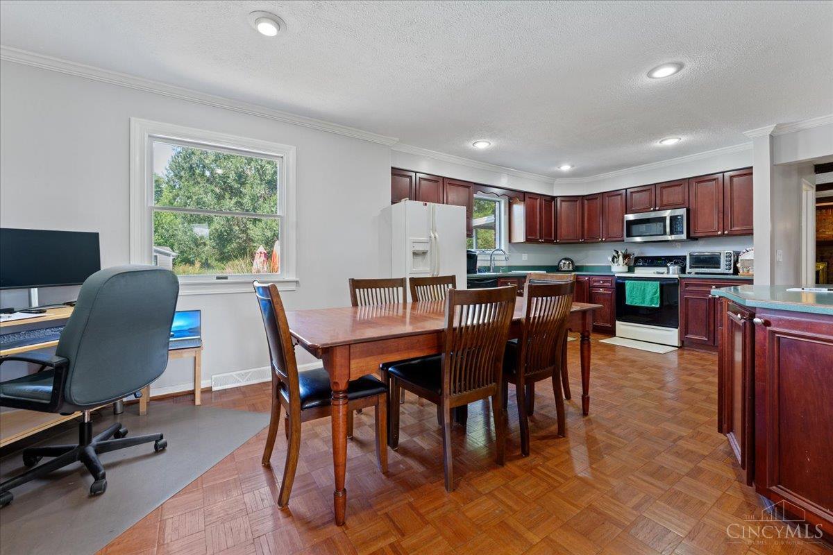 6381 Branch Hill Miamiville Road, Miami Twp, OH, 45140 — photo 6