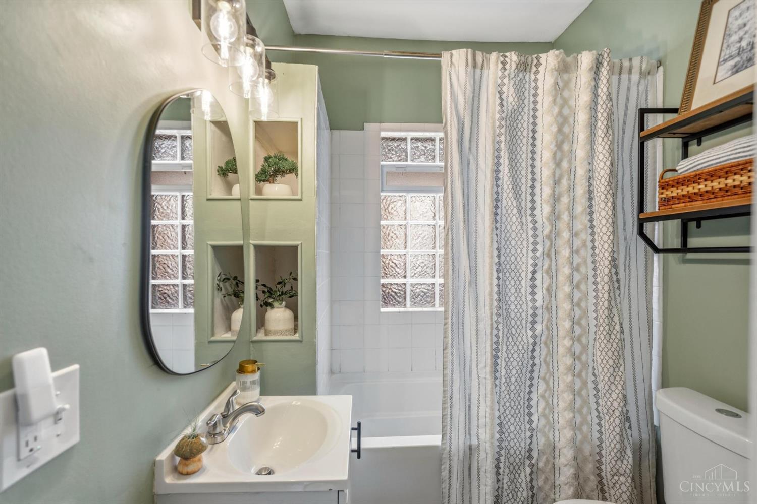 1410 Ludlow Place, Cincinnati, OH, 45223 — photo 17