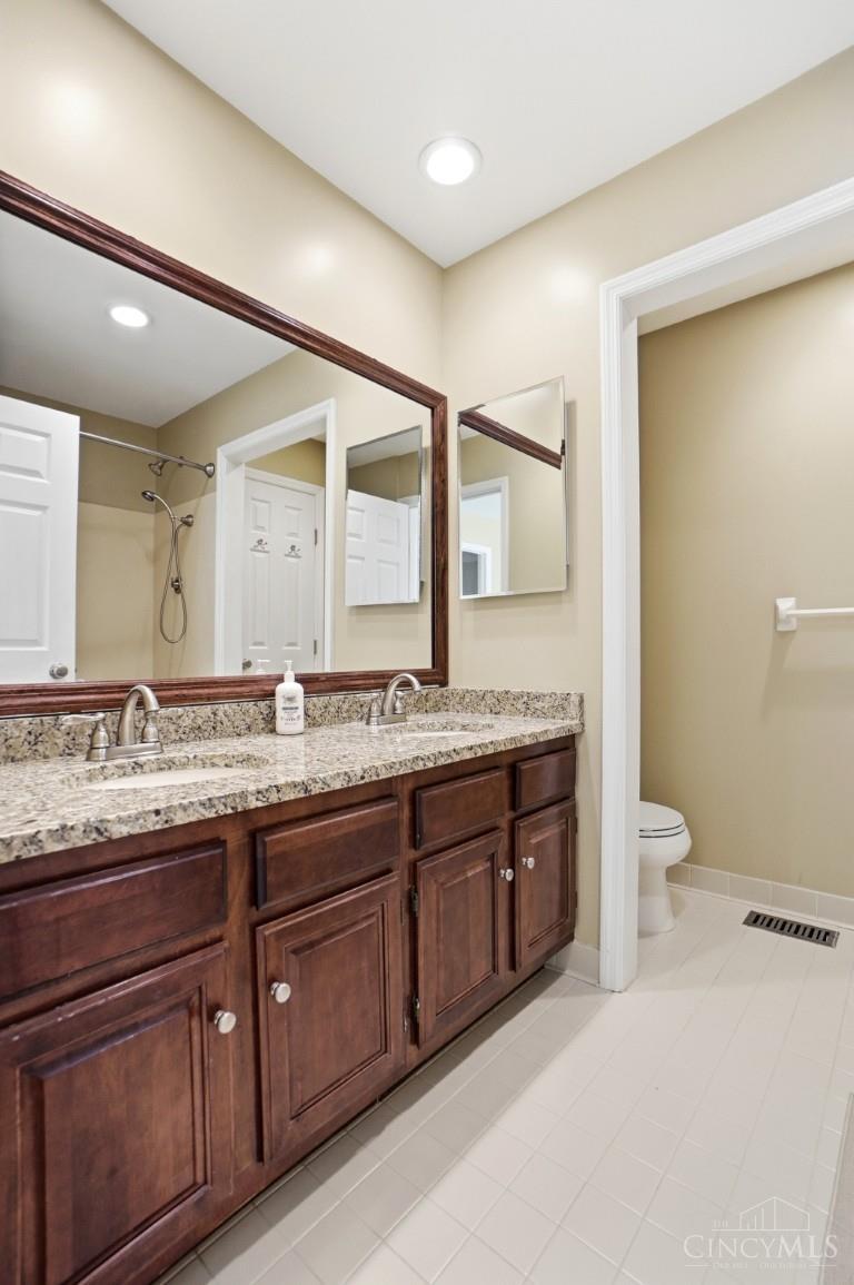 7706 Falling Waters Court, West Chester, OH, 45069 — photo 40