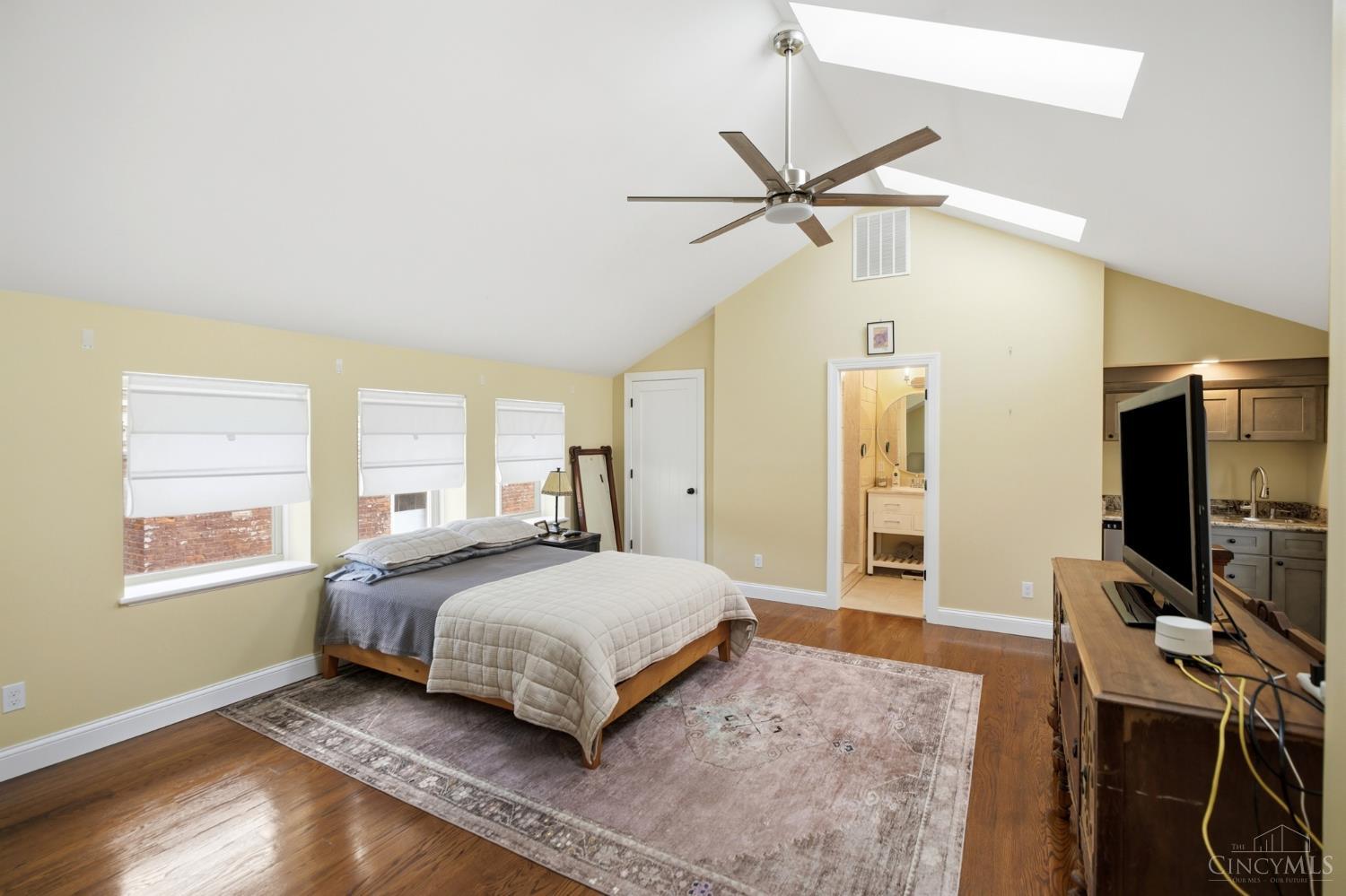 4208 Williamson Place, Cincinnati, OH, 45223 — photo 22