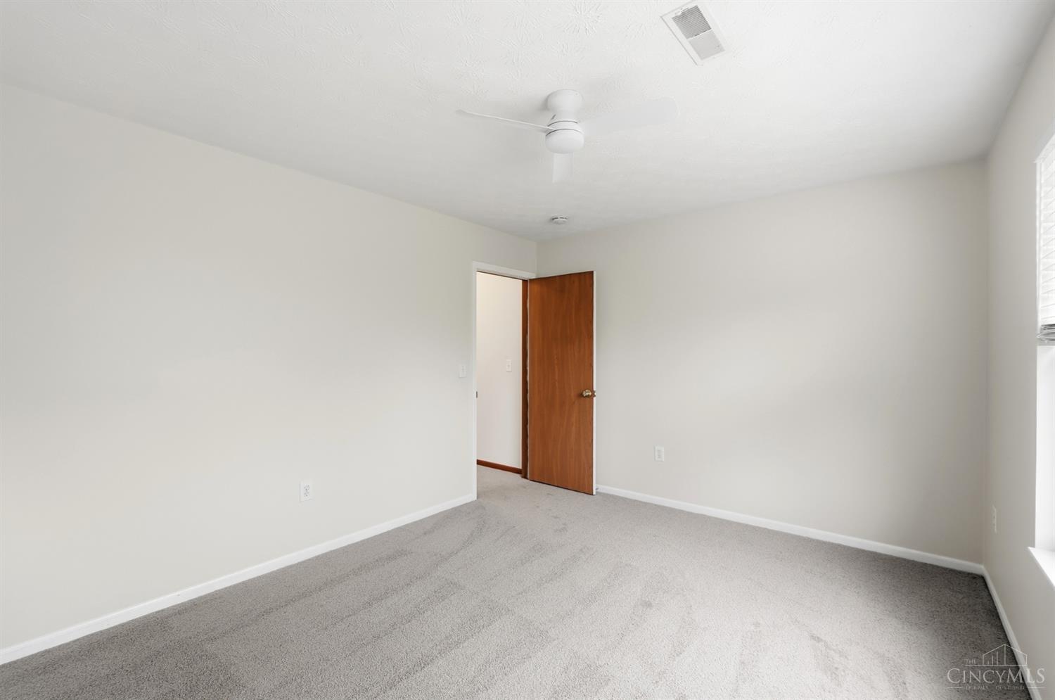 8427 Gettysburg Lane, Hamilton Twp, OH, 45039 — photo 40