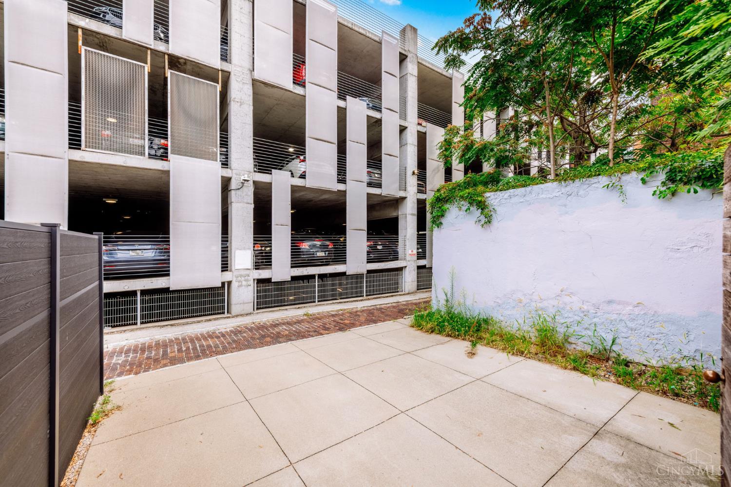 16 Thirteenth Street, Cincinnati, OH, 45202 — photo 56