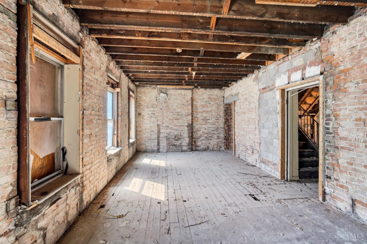 1637 Hughes Street, Cincinnati, OH, 45202 — photo 15