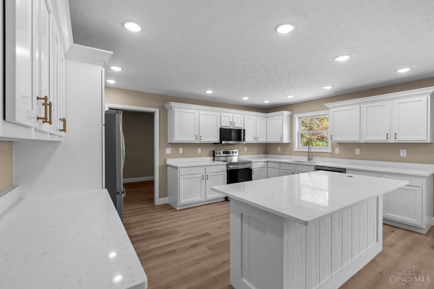 647 Mt Pleasant Road, Liberty Twp, OH, 45177 — photo 12