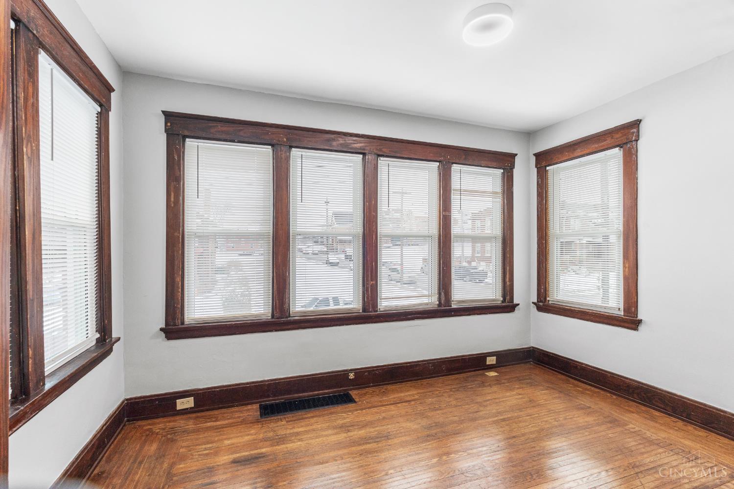 244 Dorchester Avenue, Cincinnati, OH, 45219 — photo 5