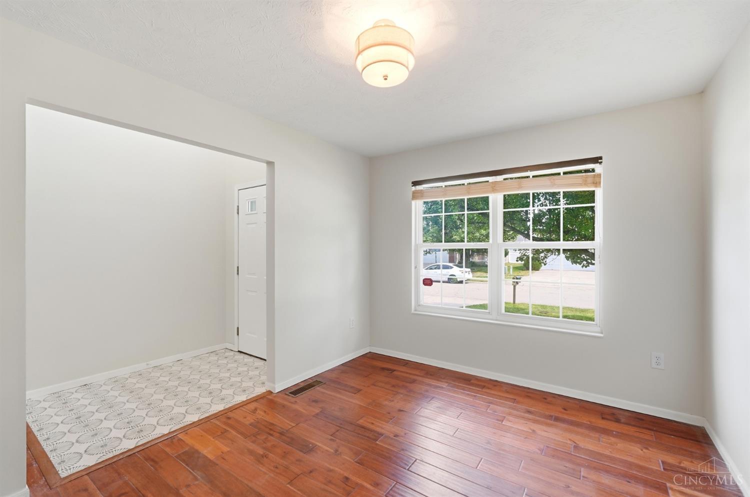 8427 Gettysburg Lane, Hamilton Twp, OH, 45039 — photo 20