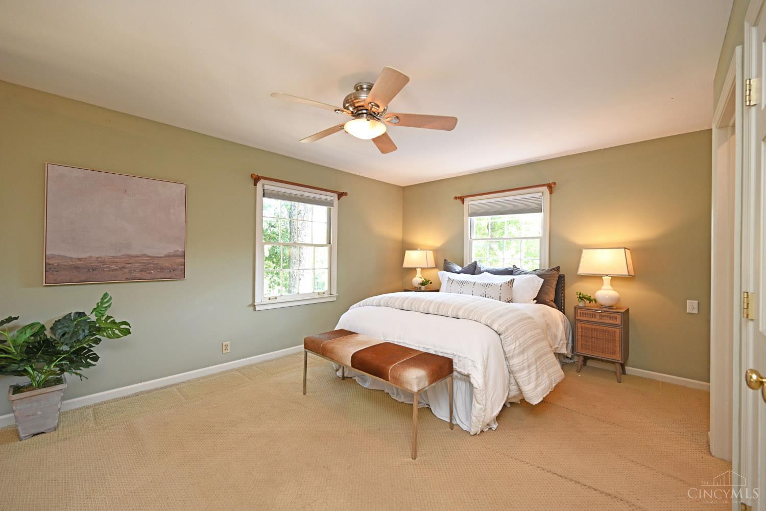 359 Woodknoll Terrace, Wyoming, OH, 45215 — photo 18