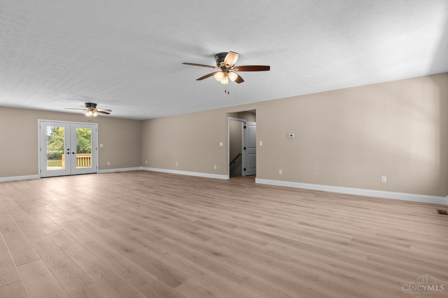 647 Mt Pleasant Road, Liberty Twp, OH, 45177 — photo 5