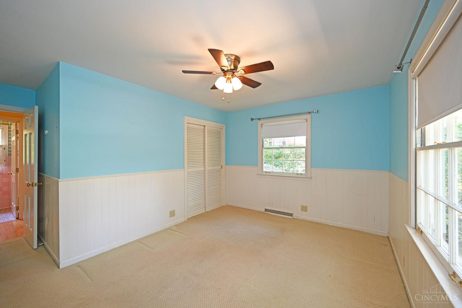 359 Woodknoll Terrace, Wyoming, OH, 45215 — photo 27