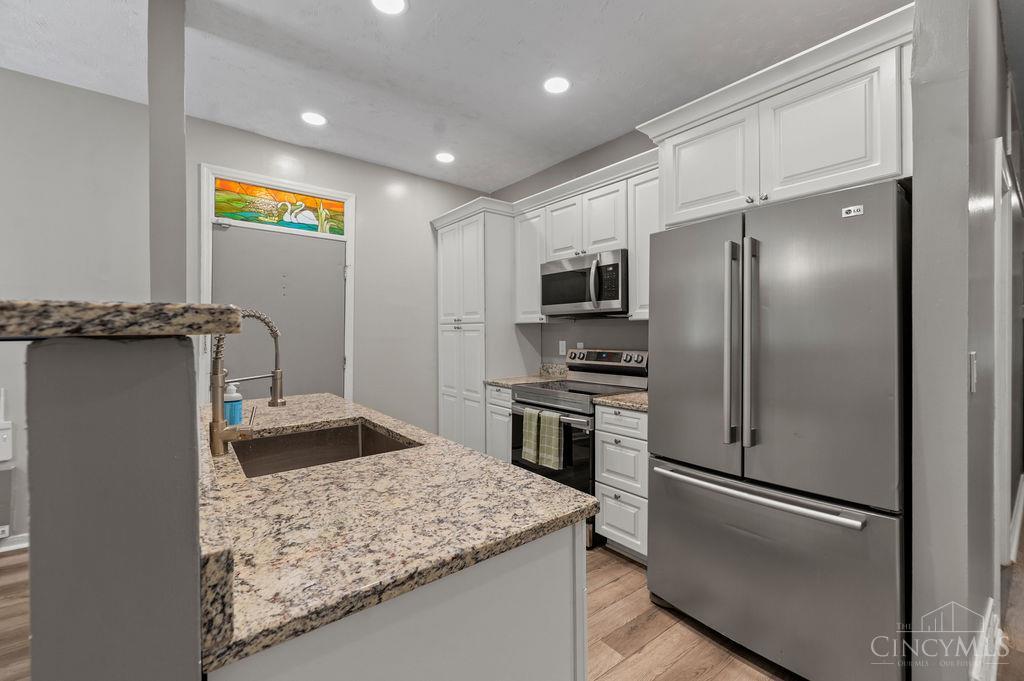 991 Paradrome Street #13, Cincinnati, OH, 45202 — photo 13