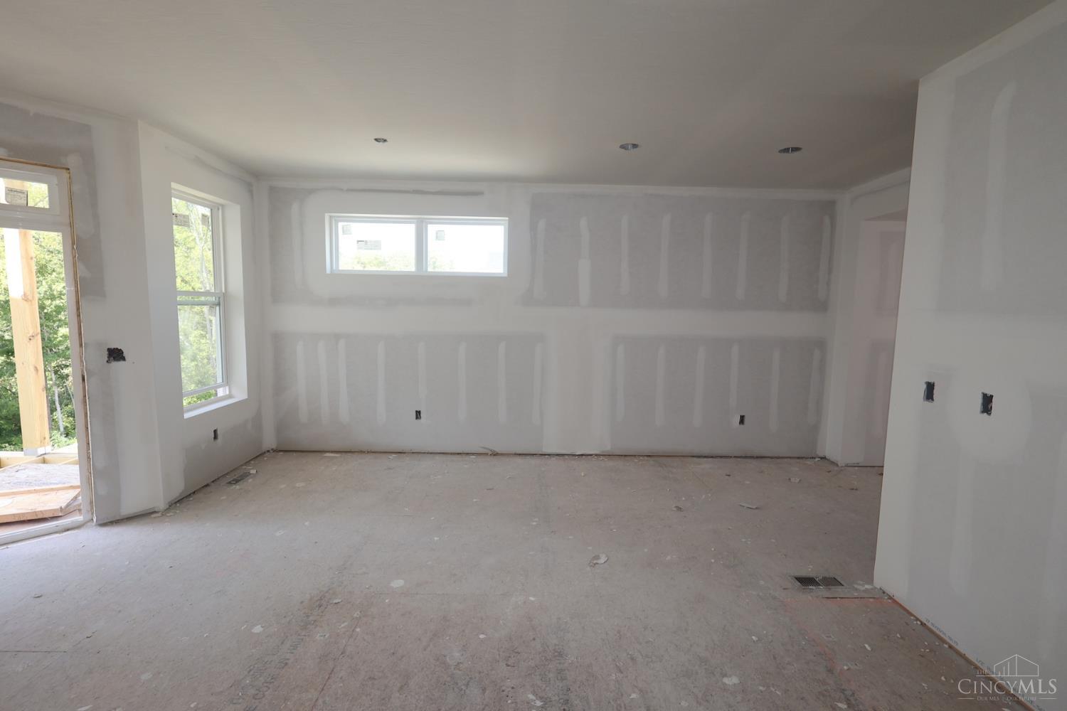 5735 Chesapeake Trail #38, Green Twp, OH, 45248 — photo 4