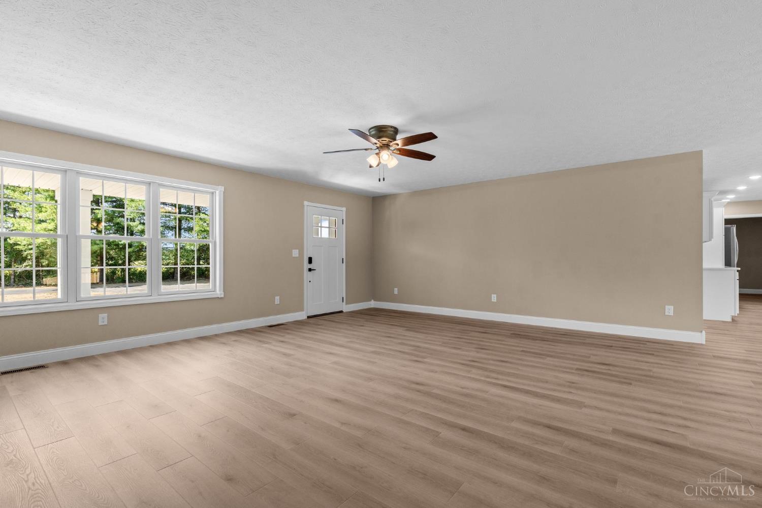 647 Mt Pleasant Road, Liberty Twp, OH, 45177 — photo 7
