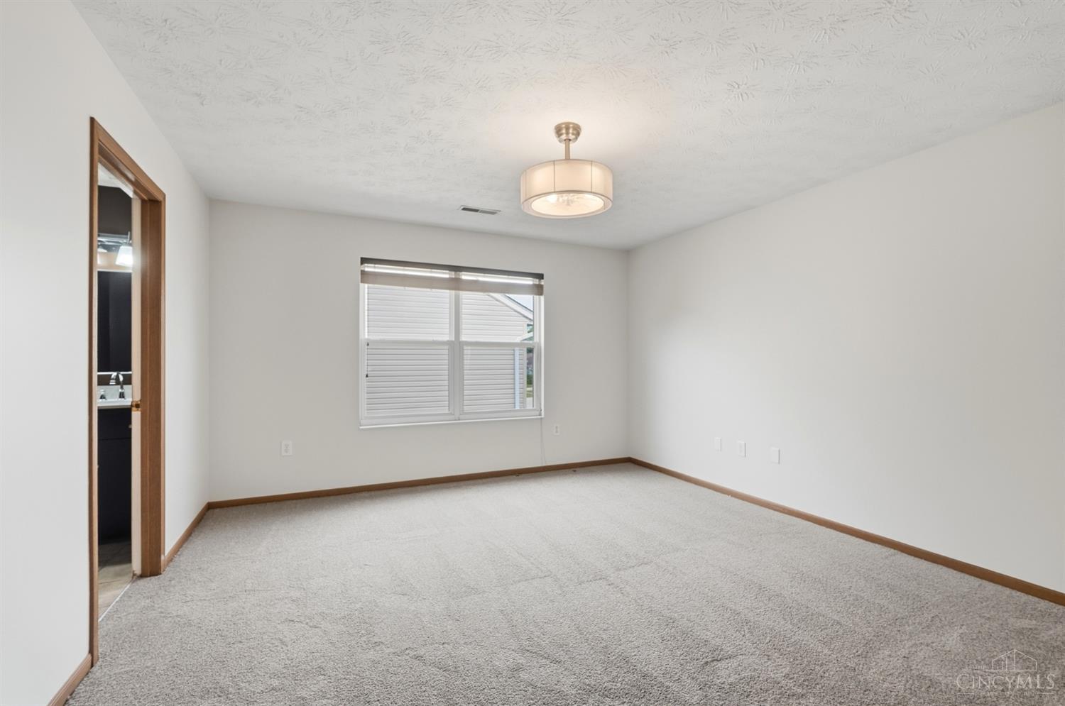 8427 Gettysburg Lane, Hamilton Twp, OH, 45039 — photo 28