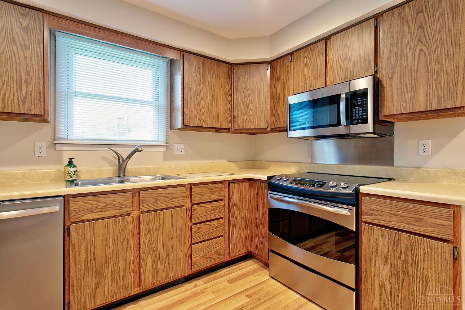 518 Hudson Avenue, Milford, OH, 45150 — photo 8