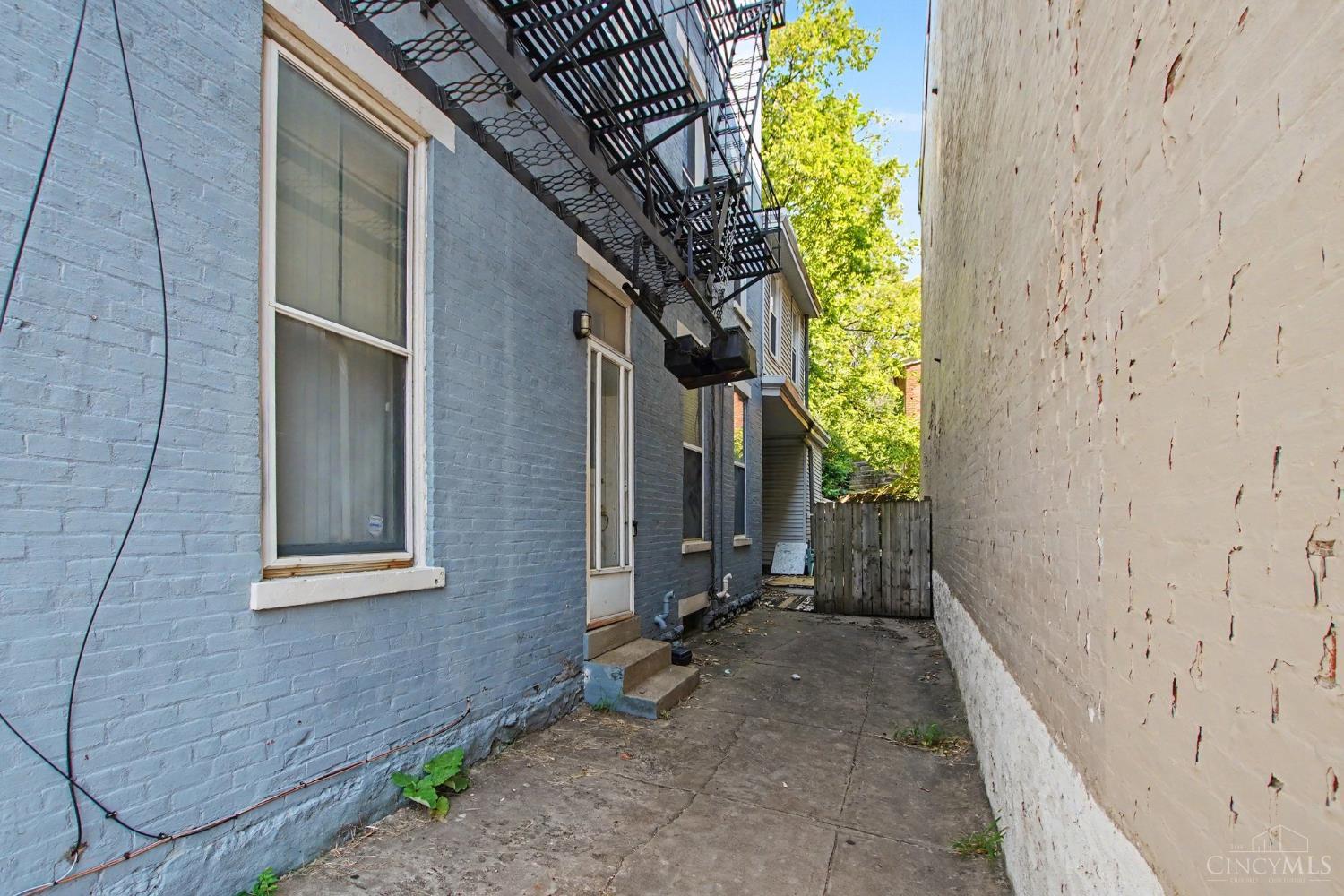 256 Warner Street, Cincinnati, OH, 45219 — photo 3