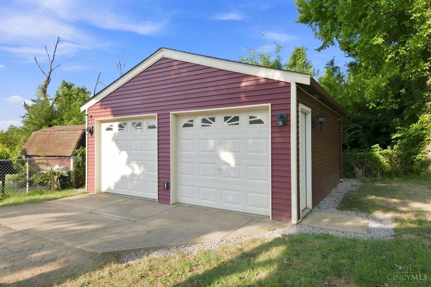 8407 Jackies Drive, Colerain Twp, OH, 45239 — photo 40