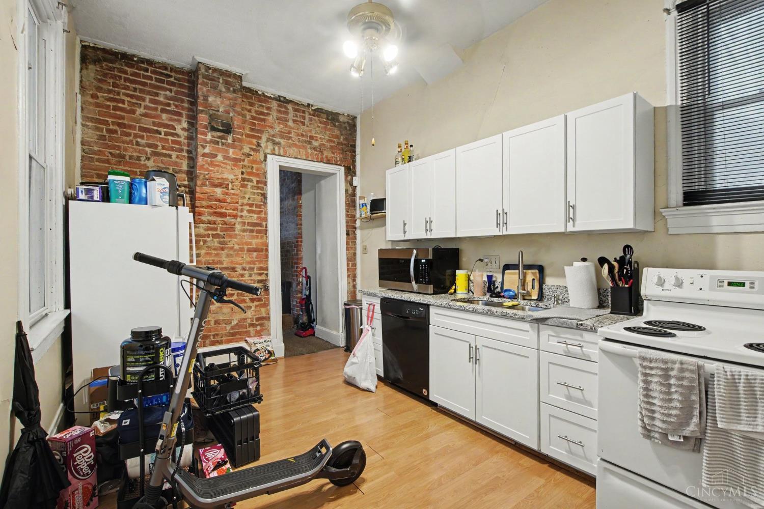 256 Warner Street, Cincinnati, OH, 45219 — photo 17