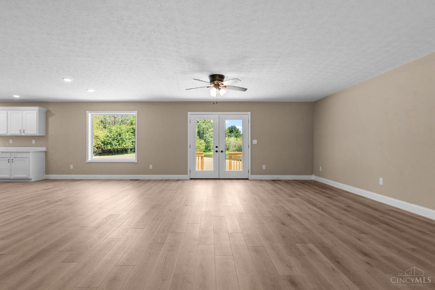 647 Mt Pleasant Road, Liberty Twp, OH, 45177 — photo 9