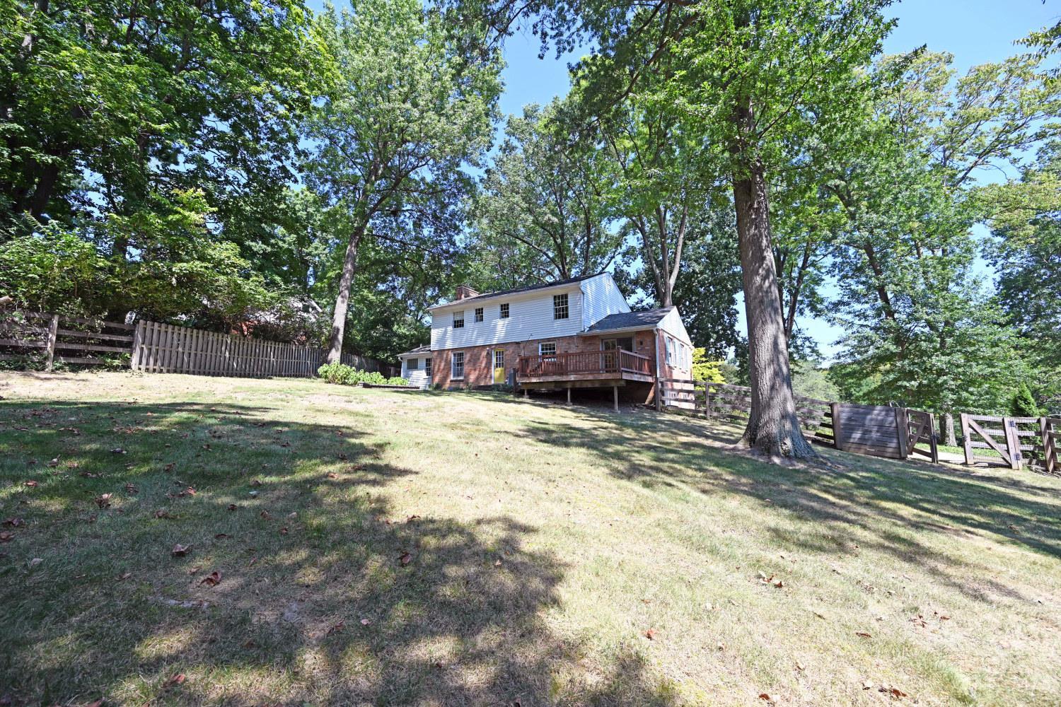 359 Woodknoll Terrace, Wyoming, OH, 45215 — photo 45