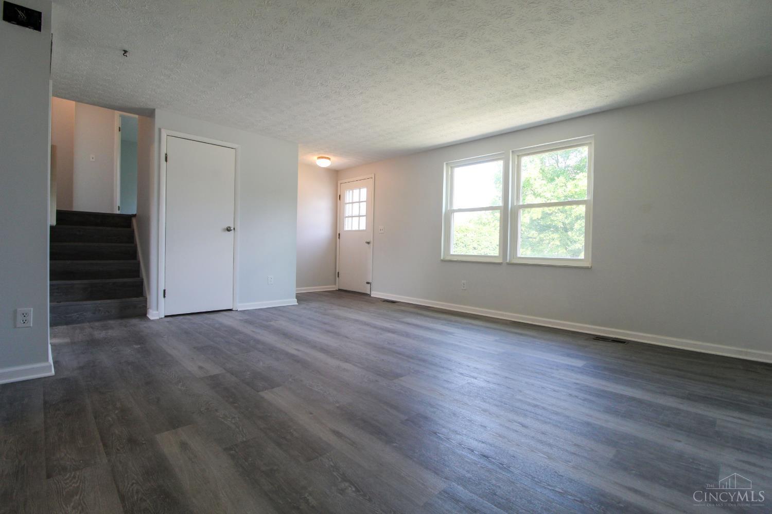 1394 Karahill Drive, Forest Park, OH, 45240 — photo 3