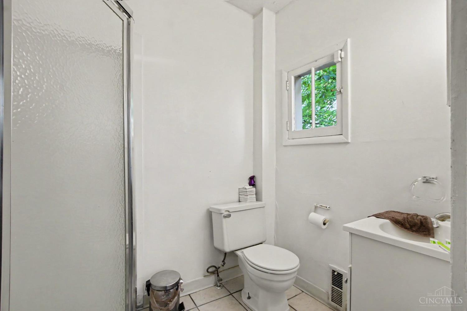 256 Warner Street, Cincinnati, OH, 45219 — photo 11