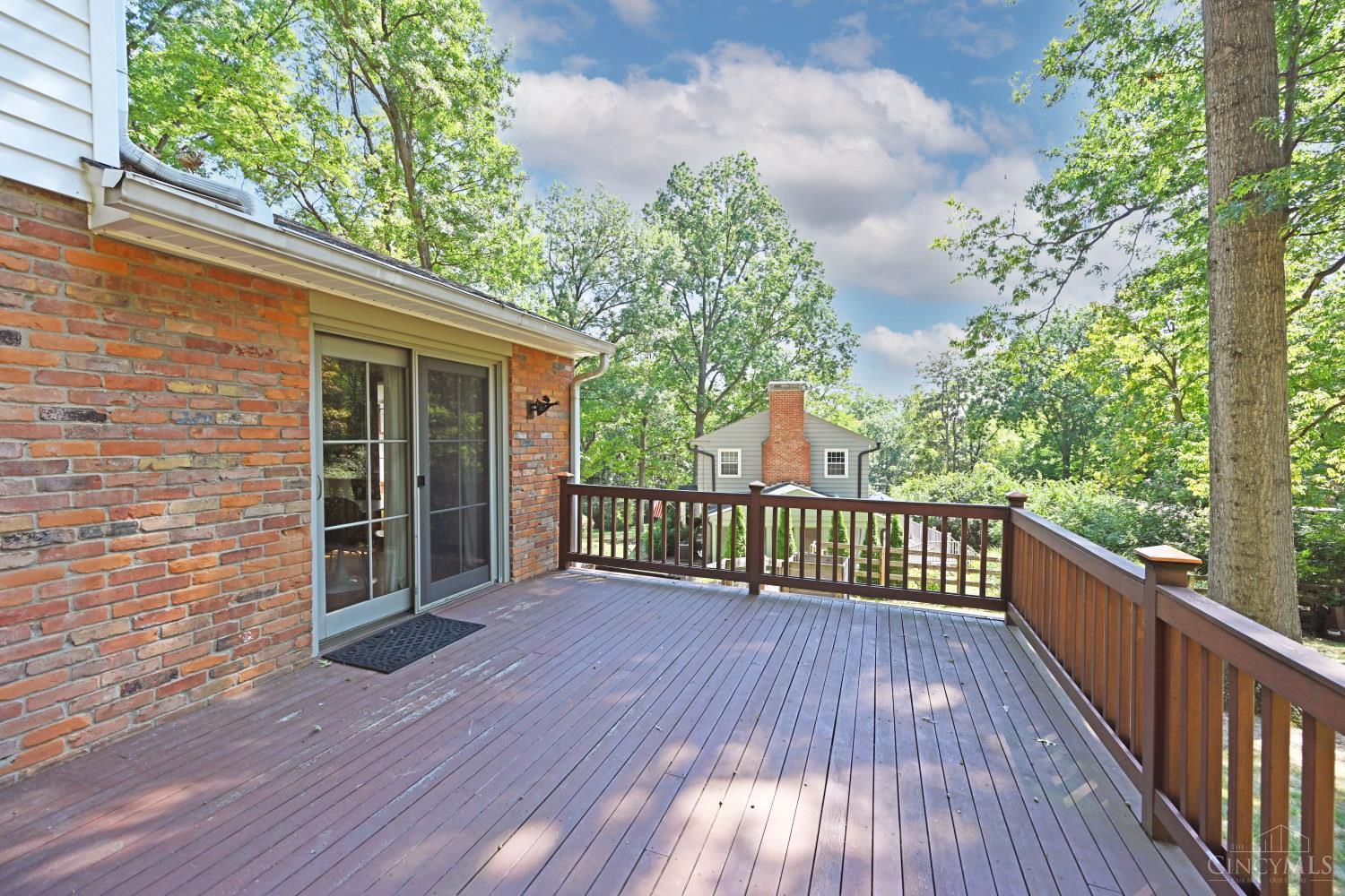 359 Woodknoll Terrace, Wyoming, OH, 45215 — photo 41