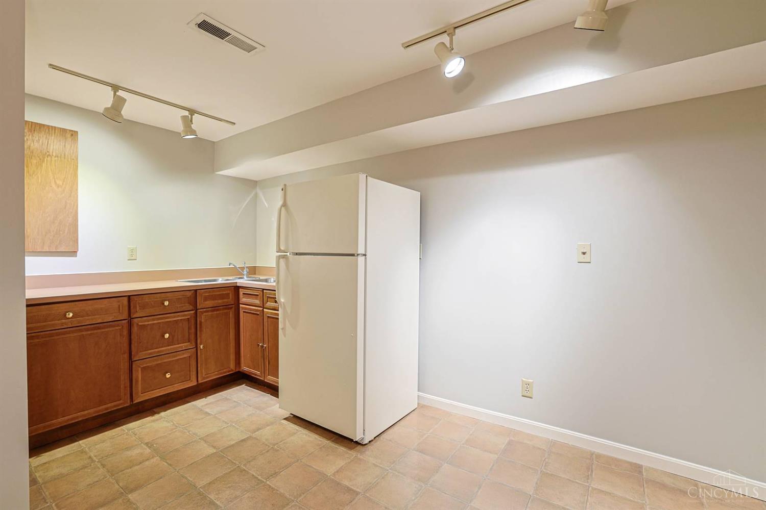 2218 Sweetbriar Lane, Cincinnati, OH, 45239 — photo 44