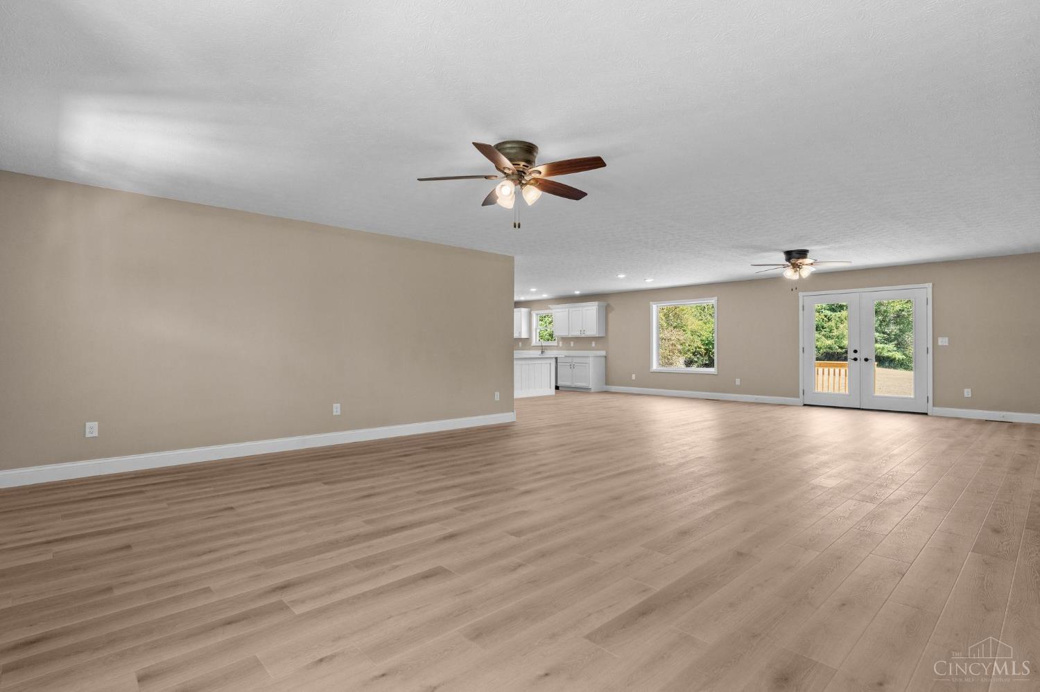 647 Mt Pleasant Road, Liberty Twp, OH, 45177 — photo 8