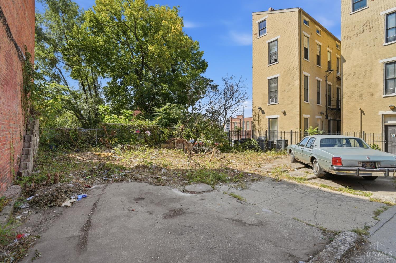 1637 Hughes Street, Cincinnati, OH, 45202 — photo 9