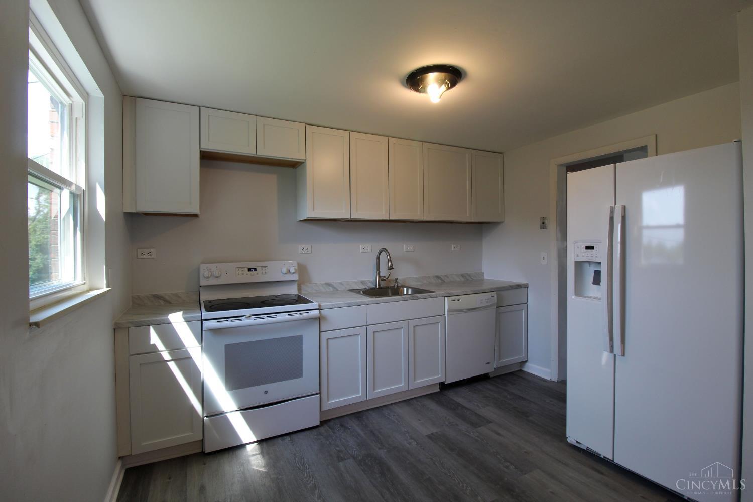 1394 Karahill Drive, Forest Park, OH, 45240 — photo 9