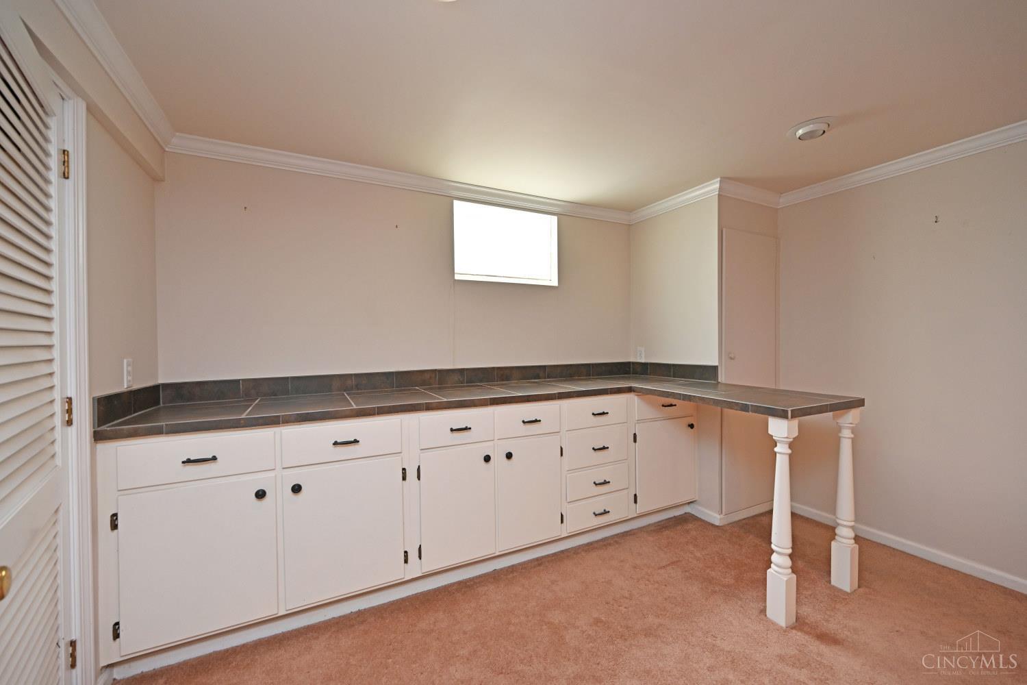 359 Woodknoll Terrace, Wyoming, OH, 45215 — photo 39