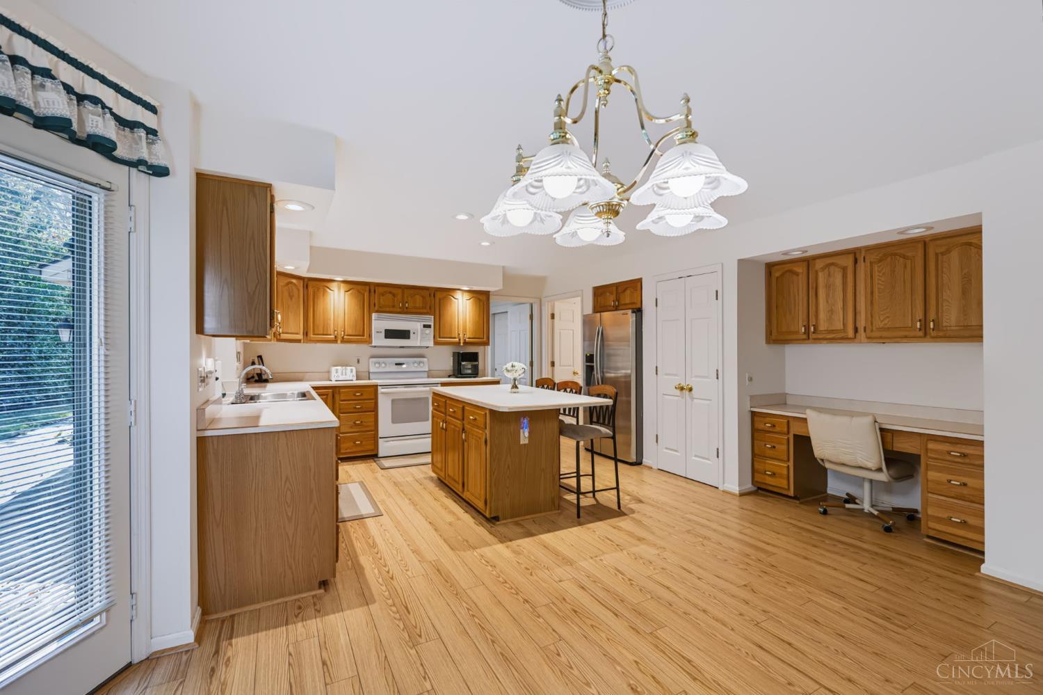 8363 Squirrel Hollow Ridge, West Chester, OH, 45069 — photo 17