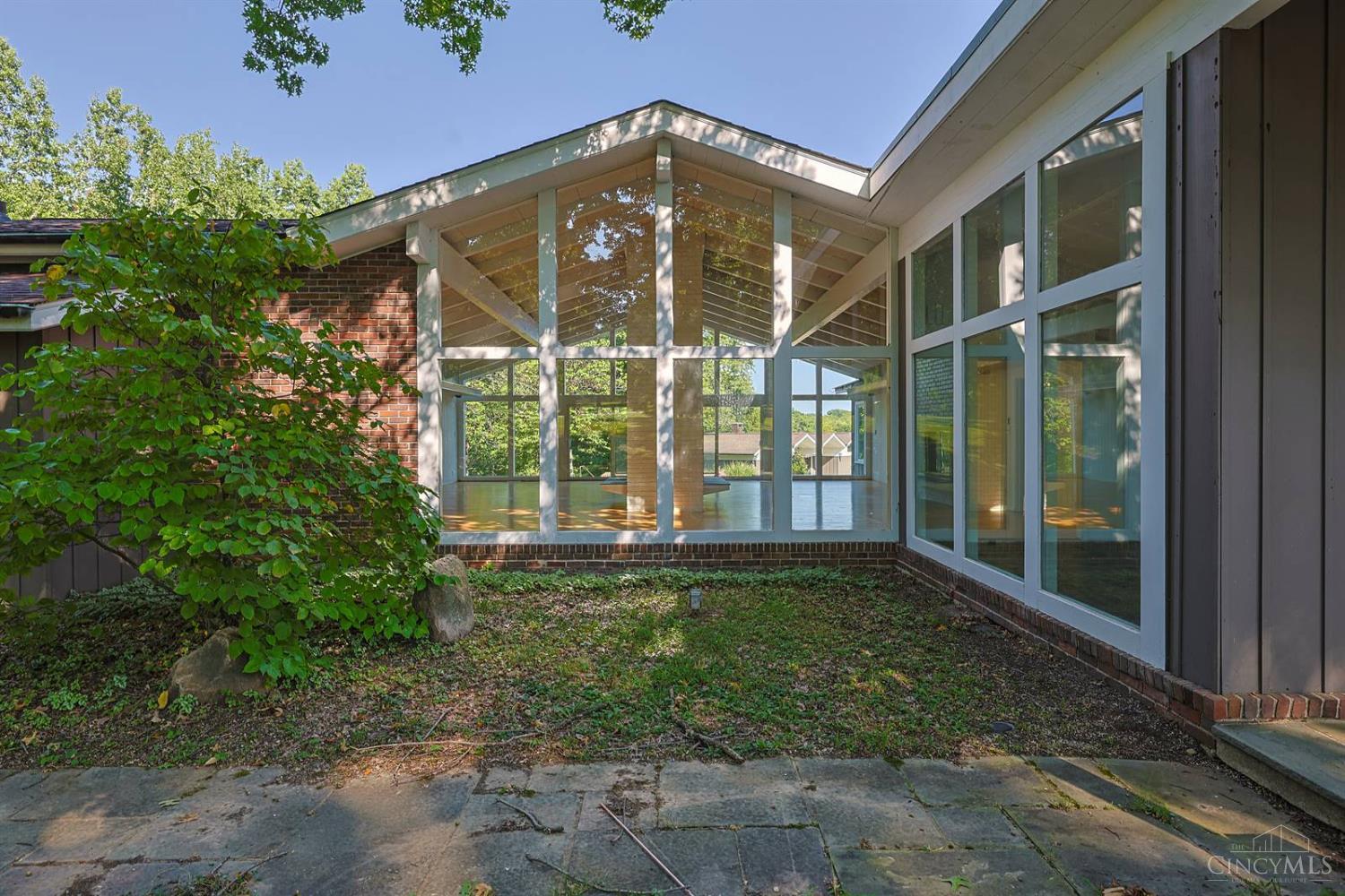 8505 Fox Cub Lane, Indian Hill, OH, 45243 — photo 21