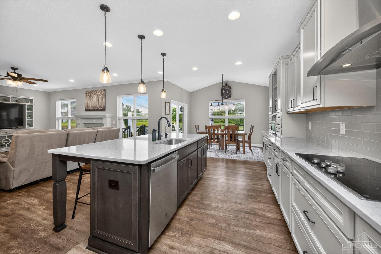 8101 Taffy Drive, West Chester, OH, 45069 — photo 12
