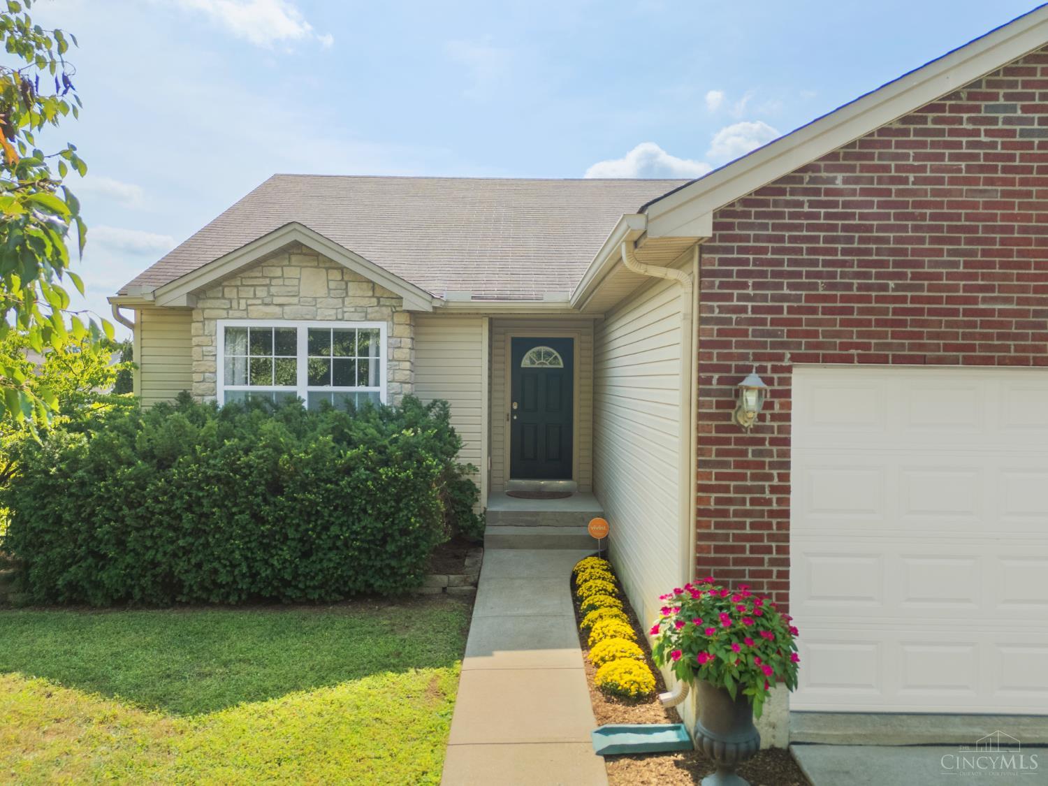 Photo 2 of Sale Pending at 4965 Chandler Xing, Liberty Twp, OH 45044 | MLS# 1893073 | Listing updated on 2026-09-14
