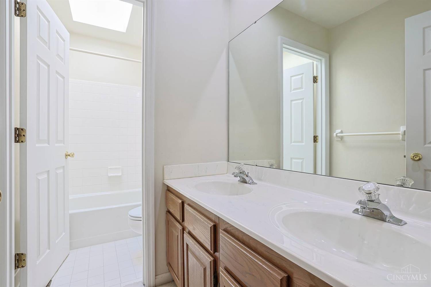 11715 Kemperwoods Drive, Symmes Twp, OH, 45249 — photo 39