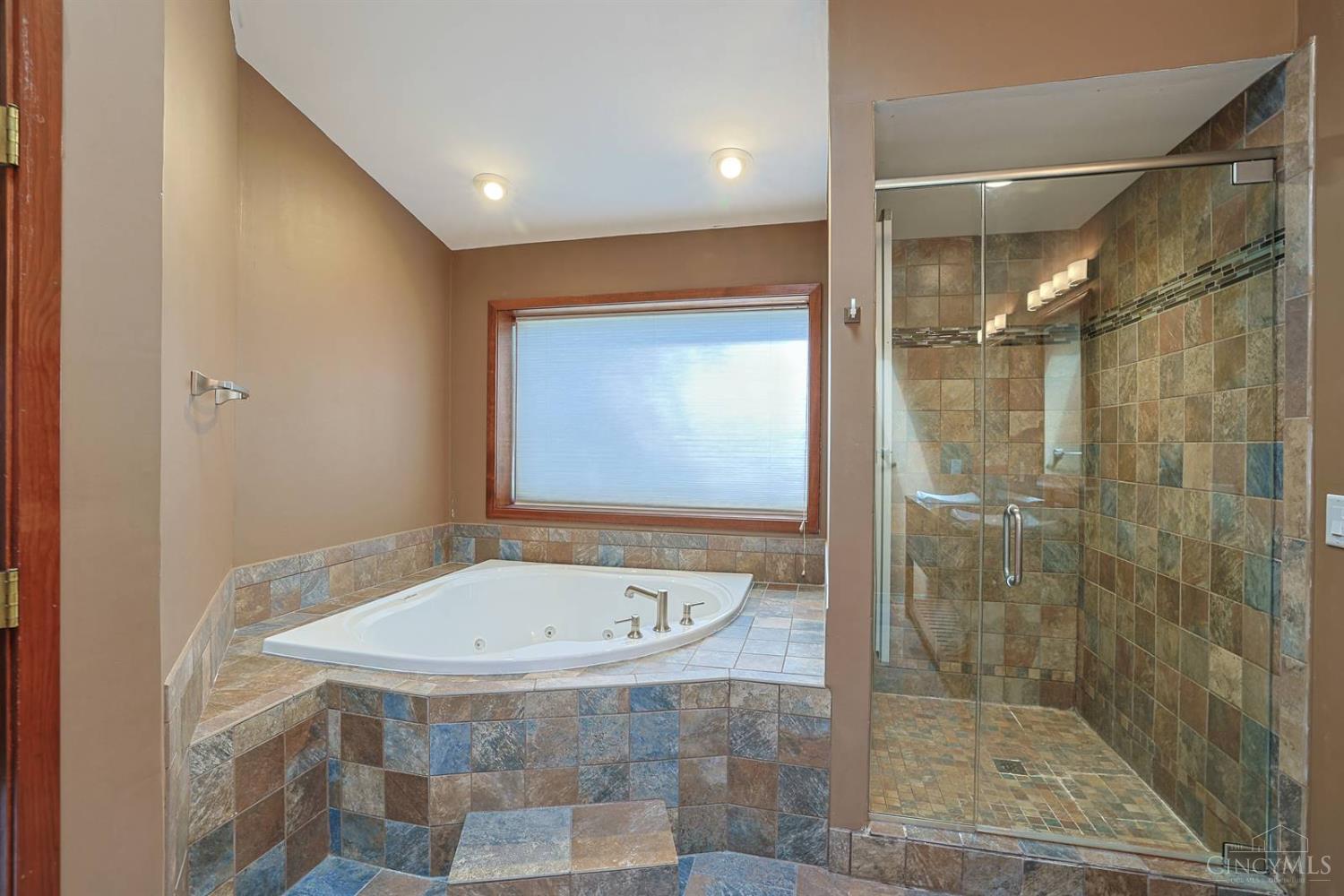 116 Bentwood Court, Blue Ash, OH, 45241 — photo 15