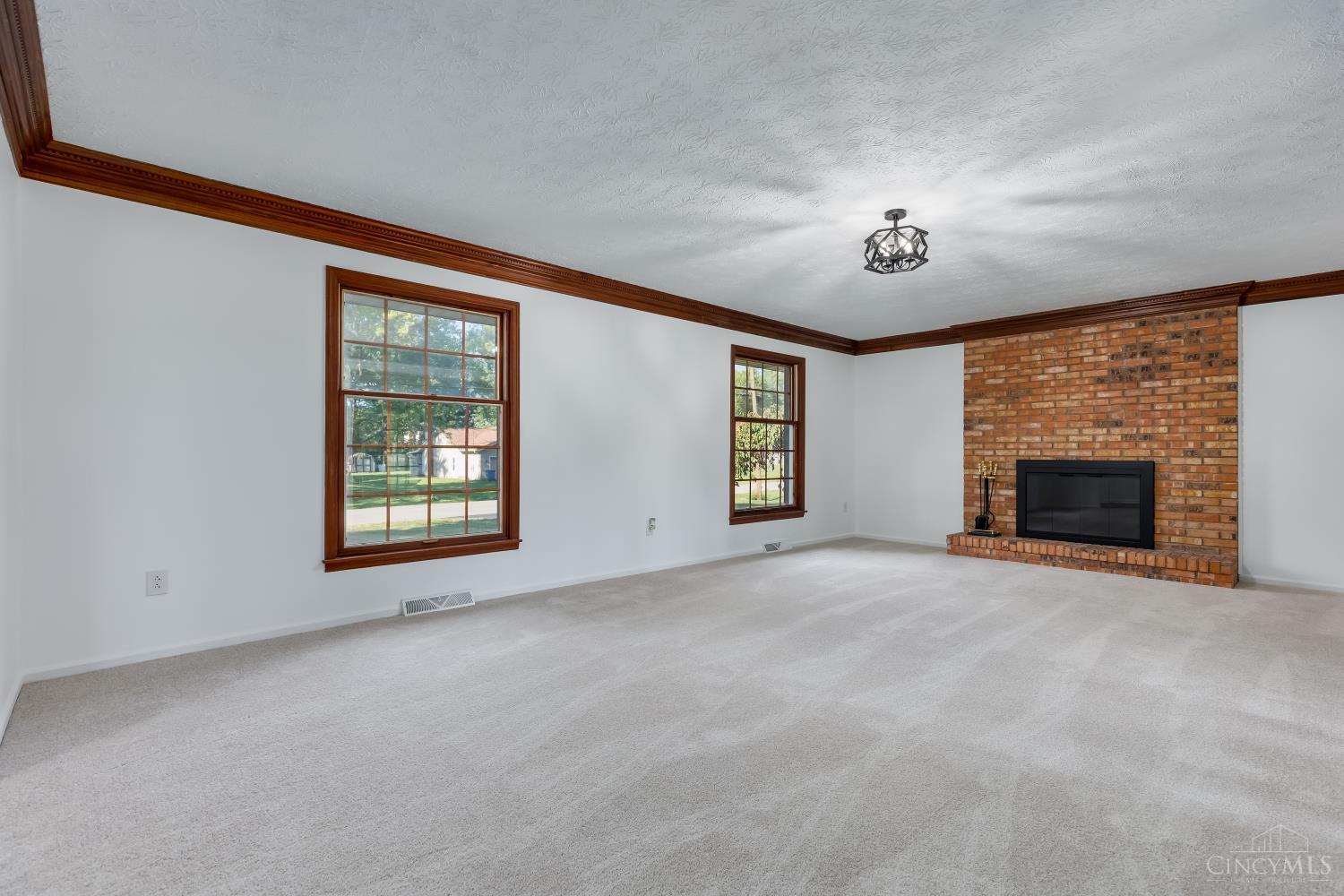 558 Lang Road, Union Twp, OH, 45244 — photo 6