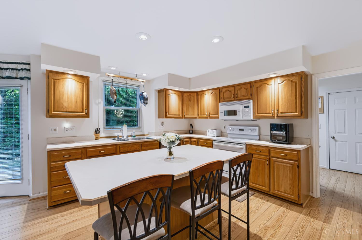 8363 Squirrel Hollow Ridge, West Chester, OH, 45069 — photo 20