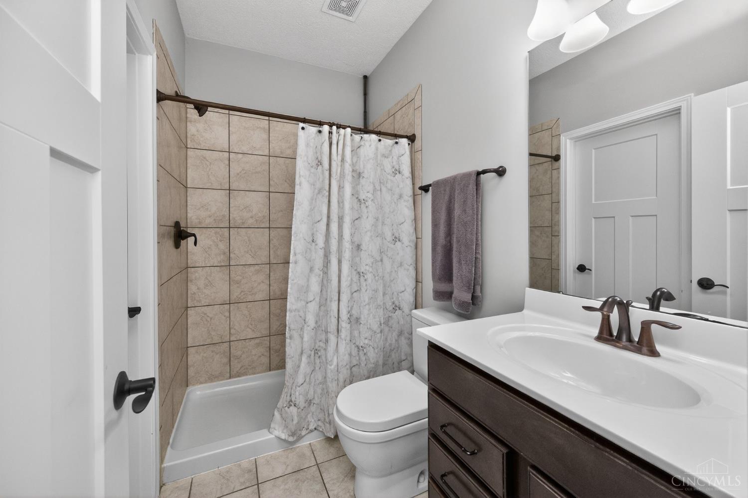 8101 Taffy Drive, West Chester, OH, 45069 — photo 28