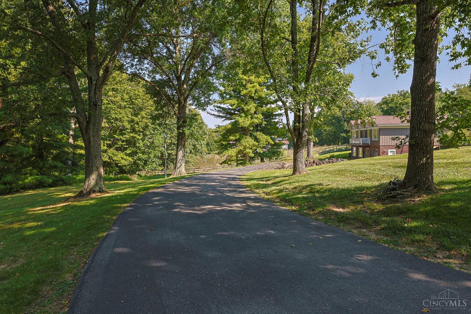 8505 Fox Cub Lane, Indian Hill, OH, 45243 — photo 27